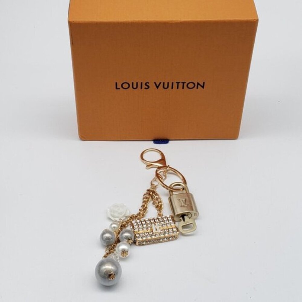 Authentic Louis Vuitton Gold Lock & Box w/ Unbranded Bag Bagcharm 121825